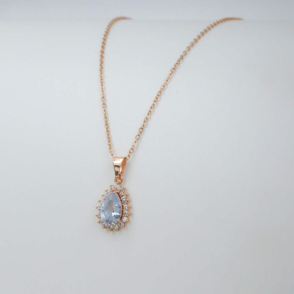 Rosegold Diamond Petal Necklace
