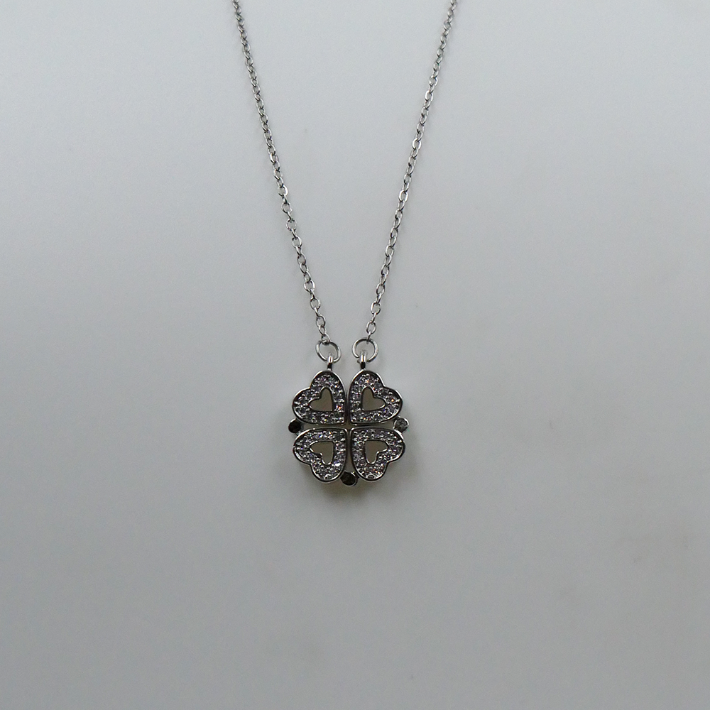 Clover Necklace